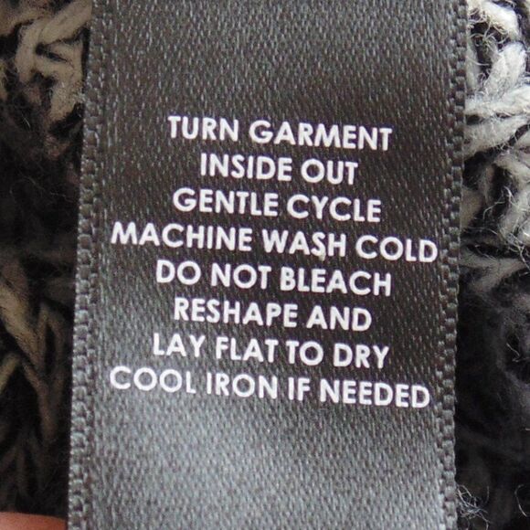 TORRID Sweater, 2/2X, Grey Mottled, V-neck, Long sleeves, Acrylic, Washable - Picture 12 of 14